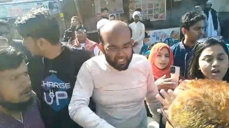 আওয়ামী লীগ মনে করে জাতীয় নাগরিক কমিটির সভায় হামলা!